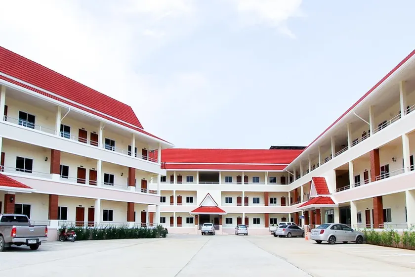 SC Palace Chiangrai Hotel - Image 1