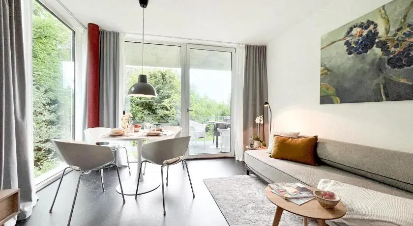 Blueberry Living - Design-Apartments am Starnberger See, Natur & Erholung, Privatparkplatz, nur 400 m zum See - Image 1