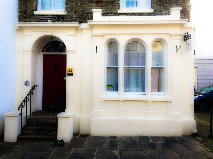 Peregrine House - Image 1