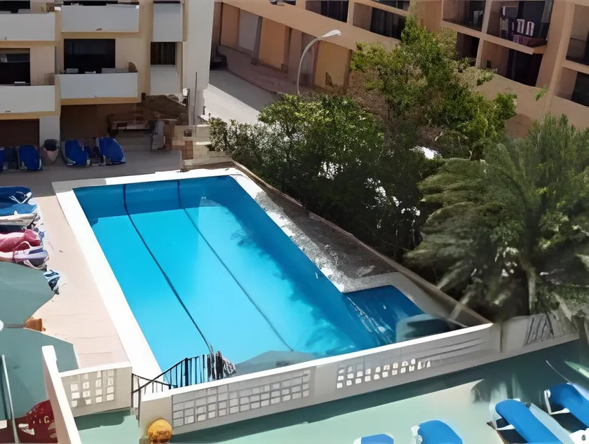 Apartamentos Jovial - Image 1