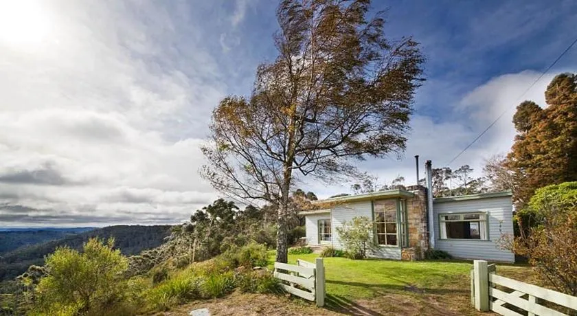 Seven Sisters Escarpment Views - Image 1