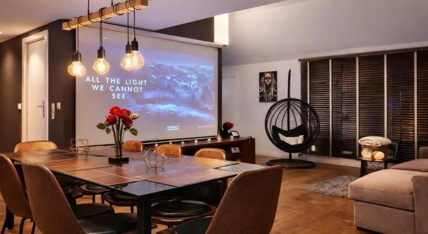 Luxury Loft Duplex Penthouse Of 190m2 & Free Parking ! - Image 1