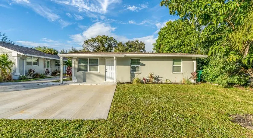 Noel Real Estate - Image 1