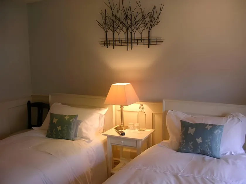 The Drovers Bed and Breakfast - Image 1