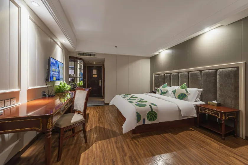 Huijin Business Hotel (Zhuzhou Railway Station Lusong Garment Wholesale Market Center Branch) - Image 1