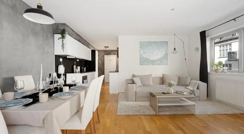 Modern and stylish apartment in Central Oslo - Image 1