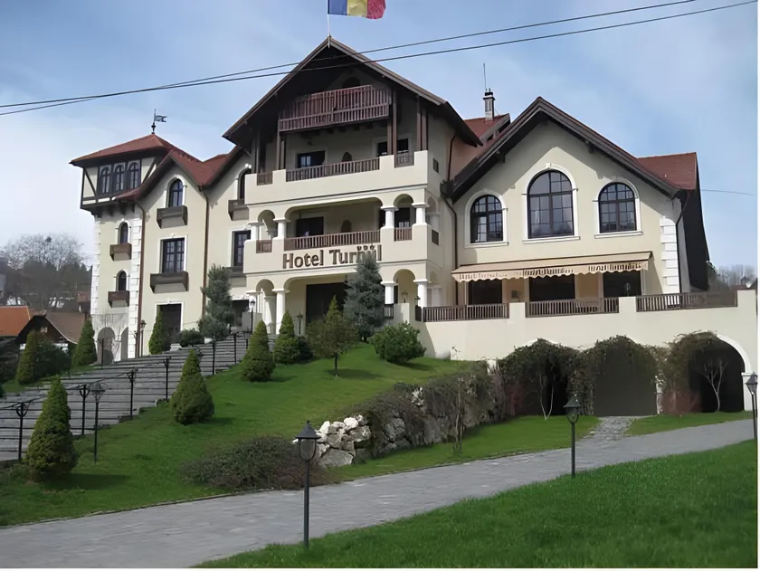 Hotel Turnul - Image 1