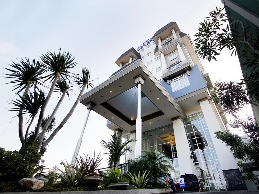 Hotel Dafam Semarang - Image 1
