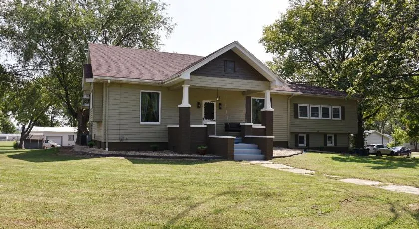 The Beaumont House - Image 1