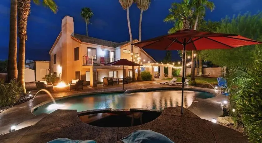 Kierland Palms-Pool & Spa-Near Kierland Commons - Image 1