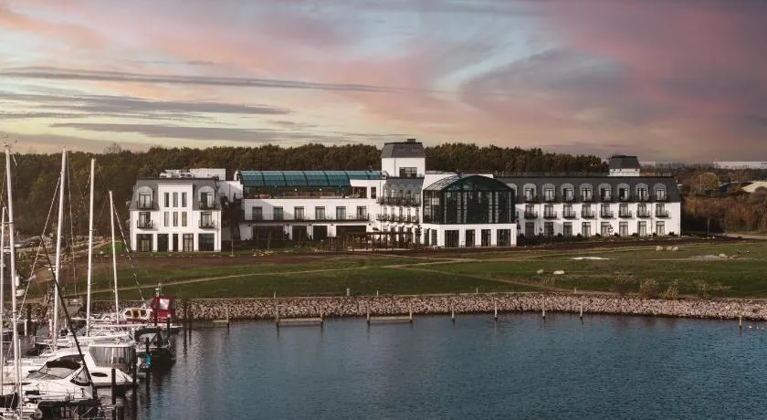 Rox Resort - Image 1