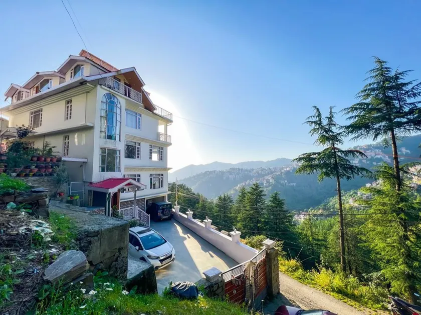 M13 Manjit Mansion Shimla - Image 1