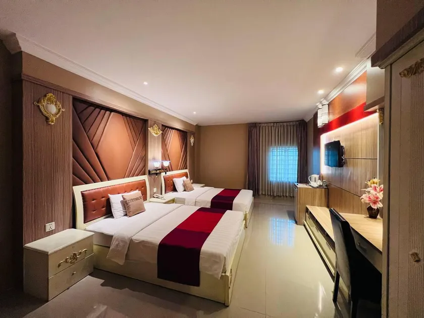 You Eng Hotel - Image 1