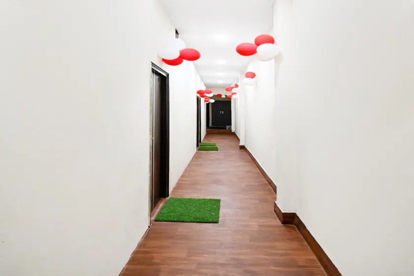 Hotel O Grand Villa - Image 1