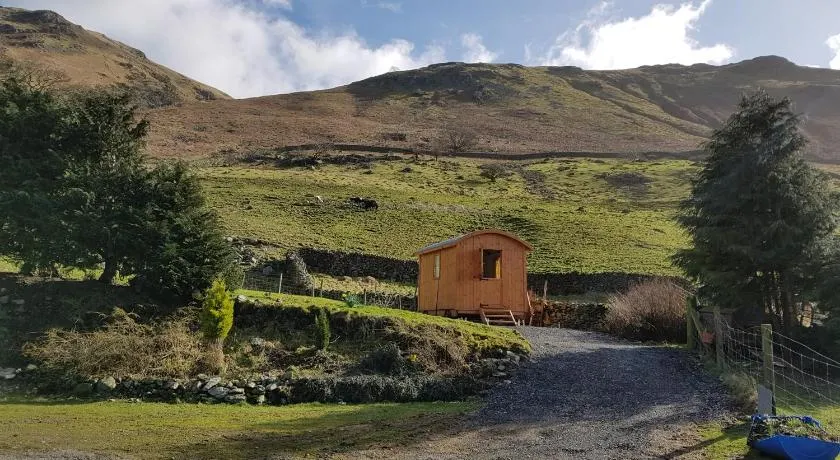 Stybeck Farm Shephards Hut - Image 1