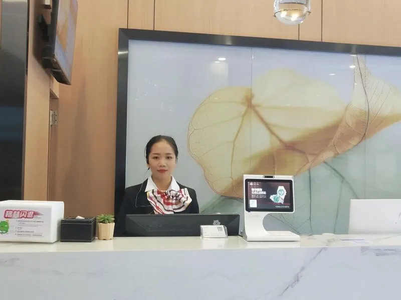 GreenTree Inn Guangxi Qinzhou Grand Park Renmin Road - Image 1