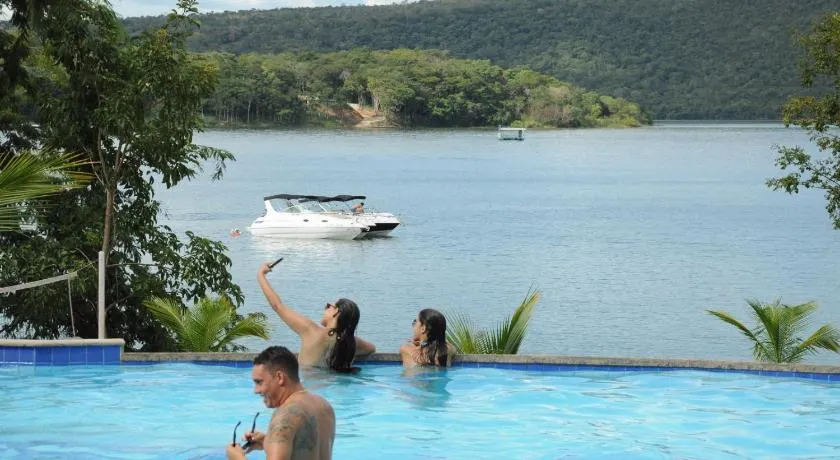 Aldeia do Lago C104- Churrasqueira, bebidas liberadas no parque aquático, internet no ap, rampa no lago, pesqueiro, carregador carro elétrico - Image 1