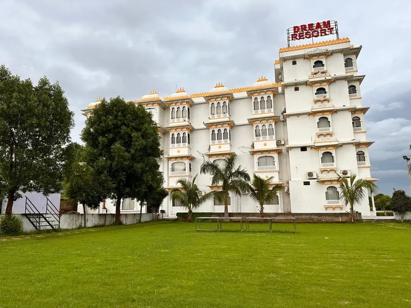 Dreams Resort Udaipur - Image 1
