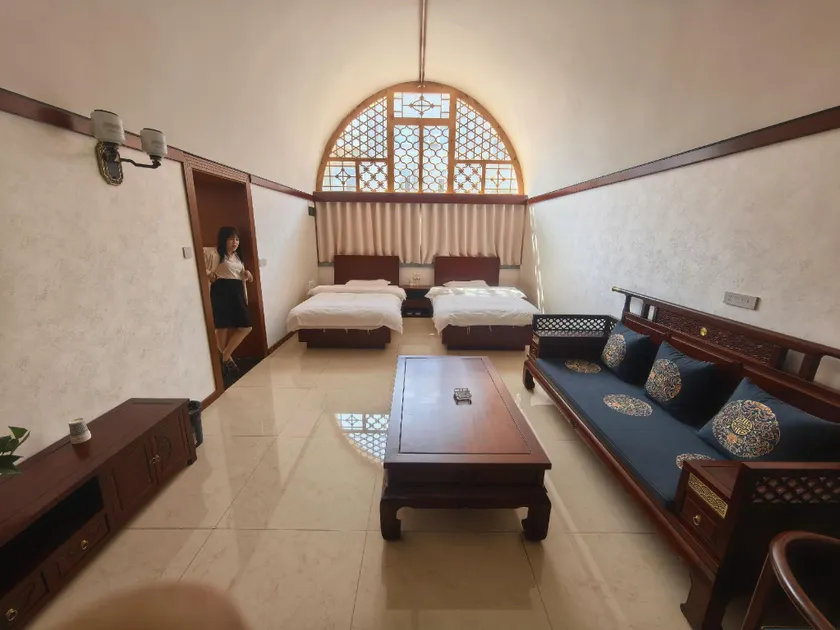 Juxian Mountain Villa - Image 1