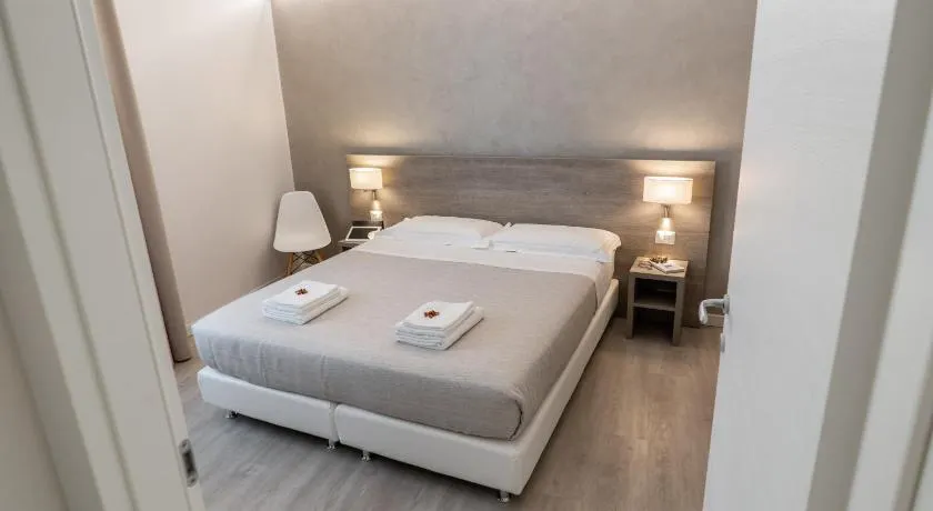 Dolce Notte Apartments - Image 1