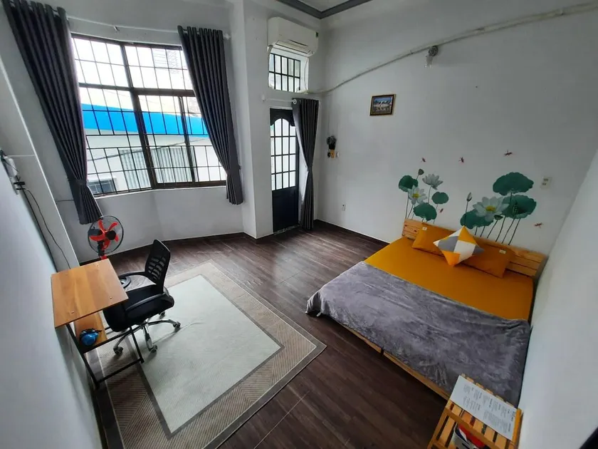 Four bedrooms house 5m walk from Ninh Kieu Quay - Image 1