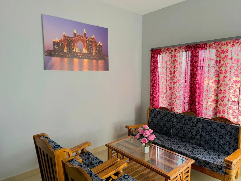 Fresh & Spacious 2BHK - Image 1