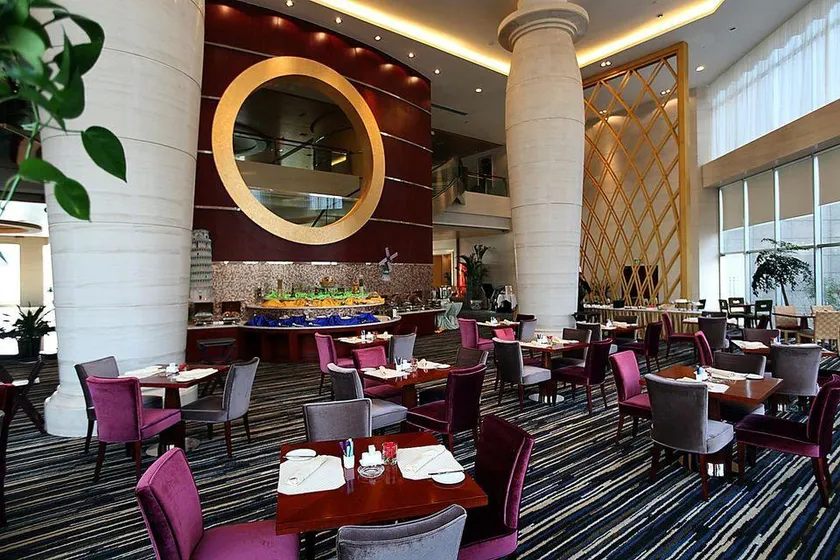 Wujiazui International Hotel - Image 1