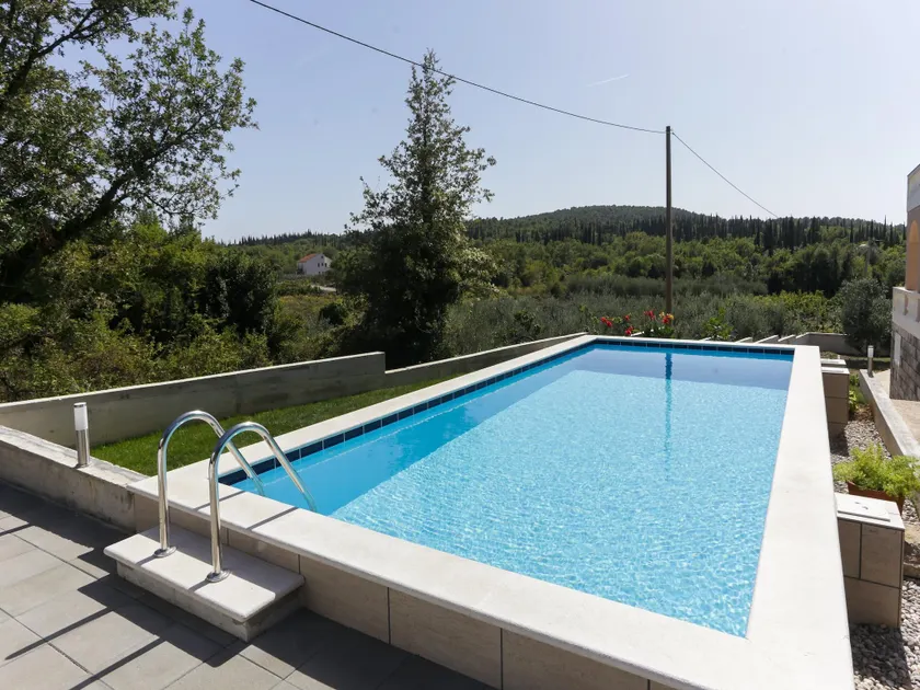 Apartments Vila Harmonia - Image 1