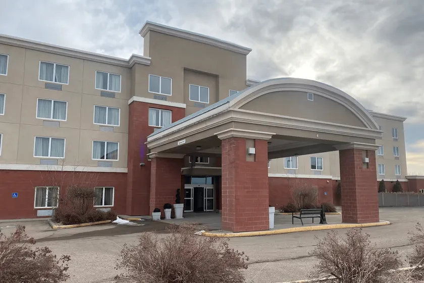 Wingate by Wyndham Fort Saskatchewan - Image 1