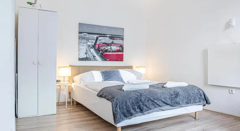 Affordable Stay, 3 Apartments Near Wiener Stadthalle - Image 1