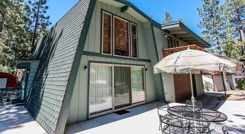 Switzerland Ski Chalet-845 by Big Bear Vacations - Image 1