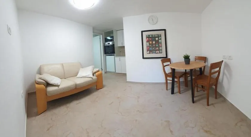 The Premier Apartment In RBS A - Image 1