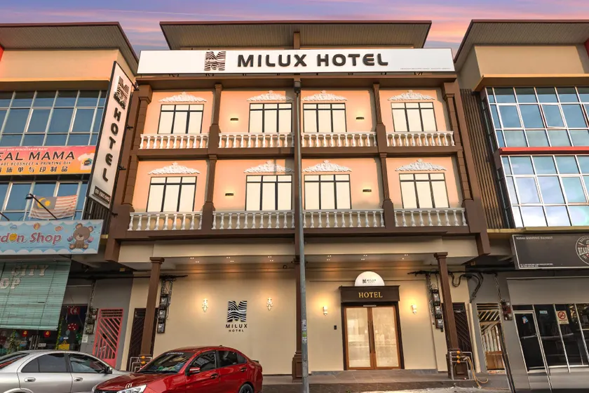 Milux Hotel - Image 1