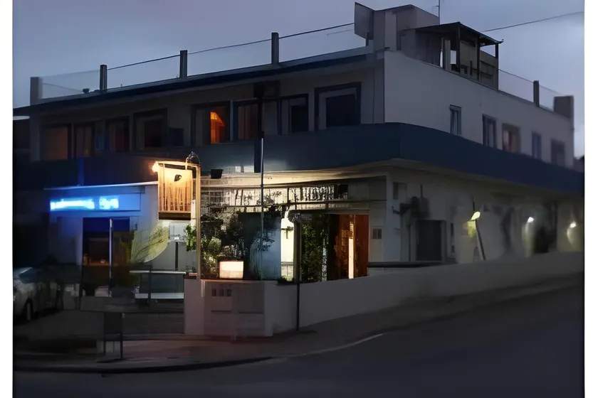 Hotel Tikar - Image 1