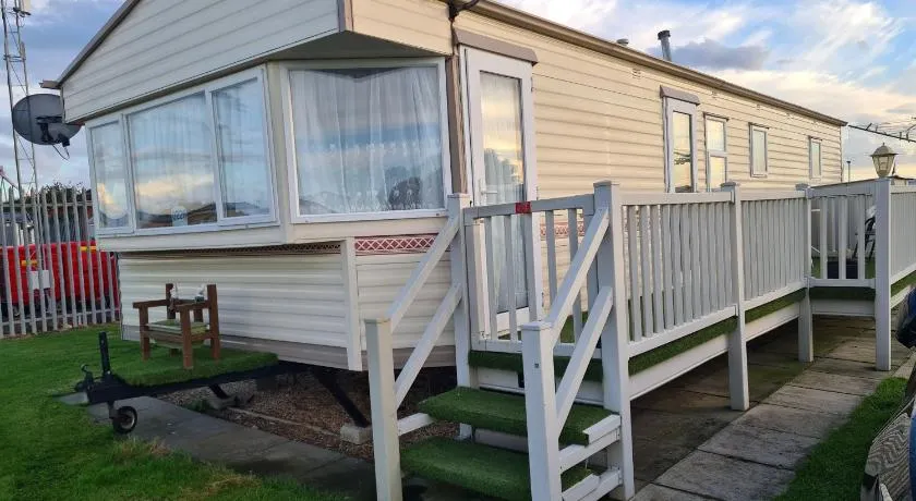 6 Berth Kingfisher (Firs) - Image 1