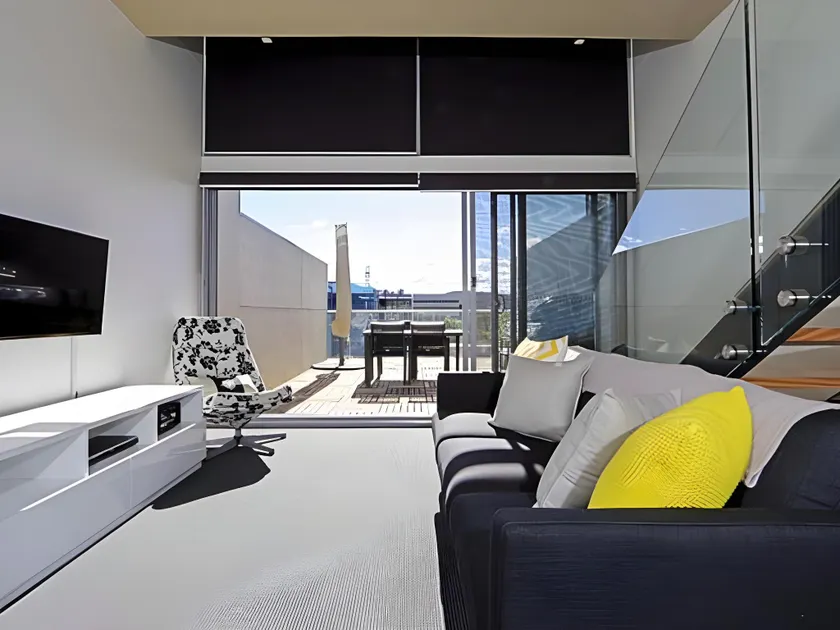 Accommodate Canberra - Mode - Image 1