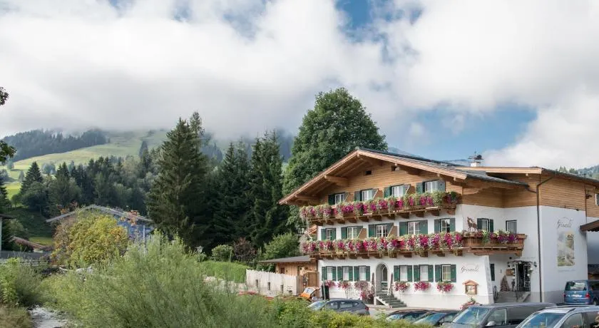 Gourmet-Hotel Grünwald - Image 1