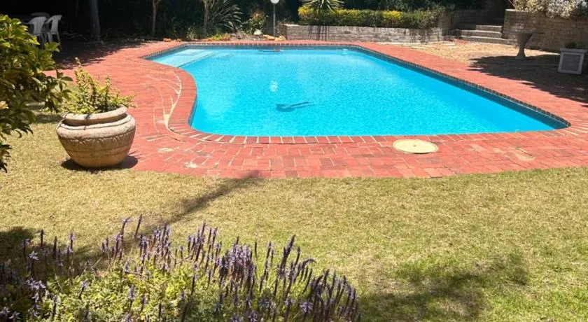 Garden View Inn - Image 1