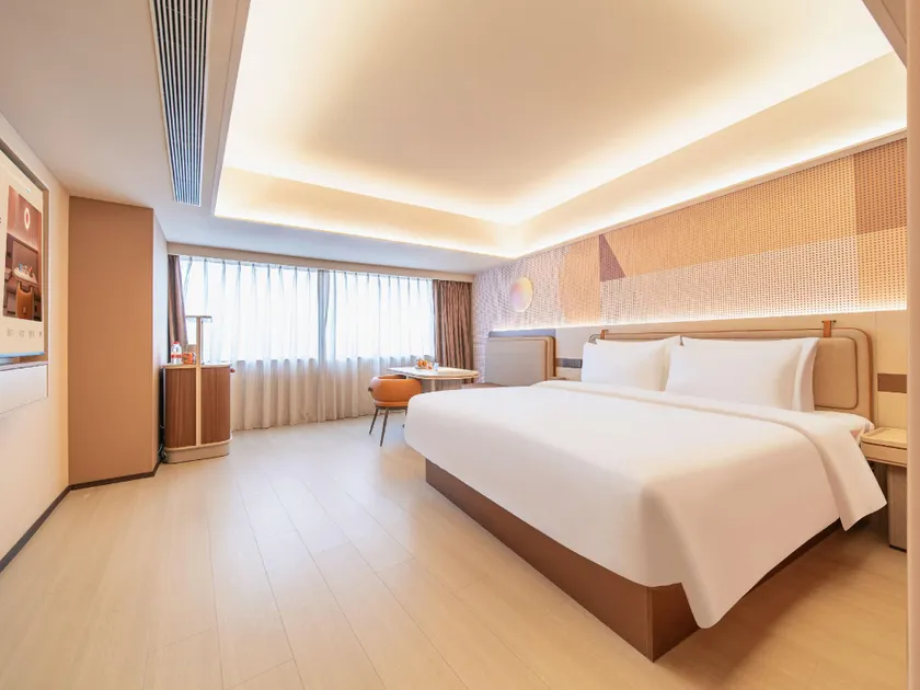 Orange Hotel (LuoYang Wanda Plaza) - Image 1