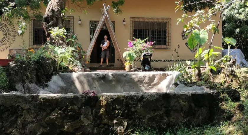 Hostal Tribu Malinalco - Image 1