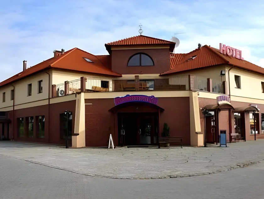 Hotel Bastion - Image 1