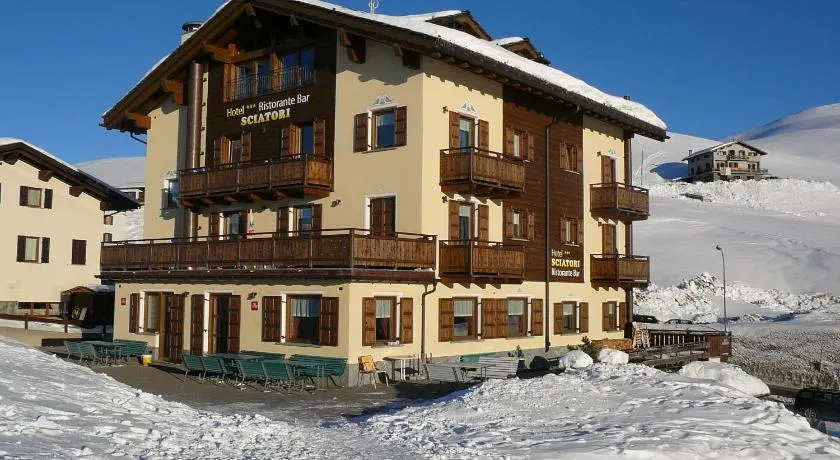Hotel Sciatori - Image 1
