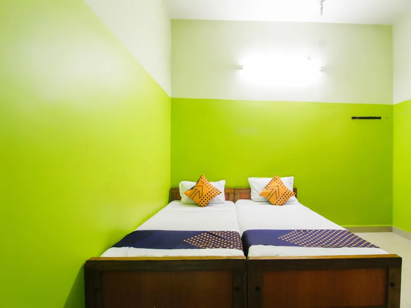 SPOT ON Senaithalaivar Residency - Image 1