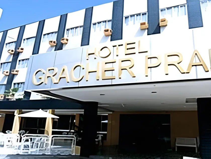 Hotel Gracher Praia - Image 1