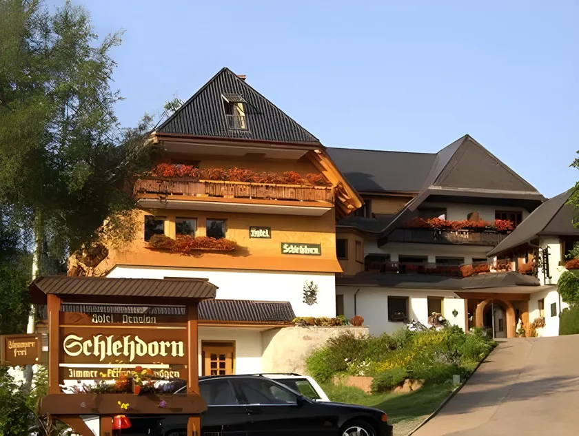 Hotel Schlehdorn - Image 1
