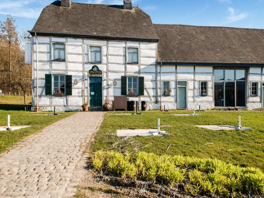 Forestside Escape for 15 Guests - Image 1