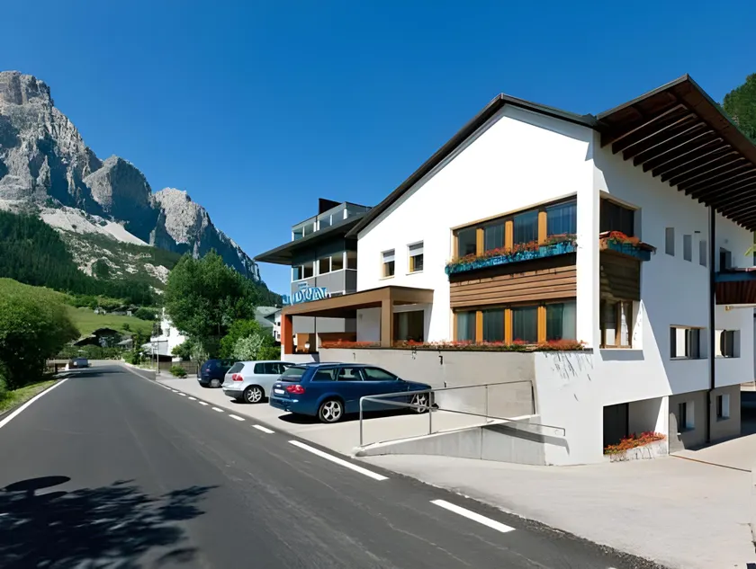 Ciasa de Munt Lifestyle Living - Image 1