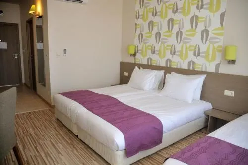 Aqua Nevis Club Hotel - Image 1