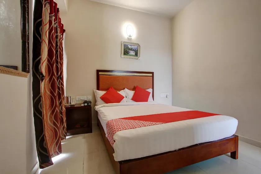Hotel O New Fort - Image 1