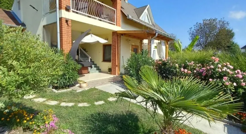 Rózsadomb Apartman - Image 1